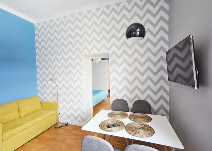 Smart Old Town Apartment